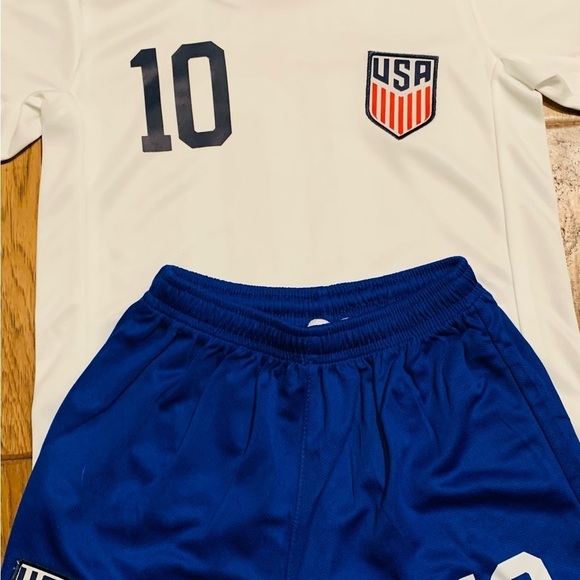 Large Kids 10-12 Christian Pulisic Youth Soccer US Jersey New With Tags Size 28 - Picture 2 of 9